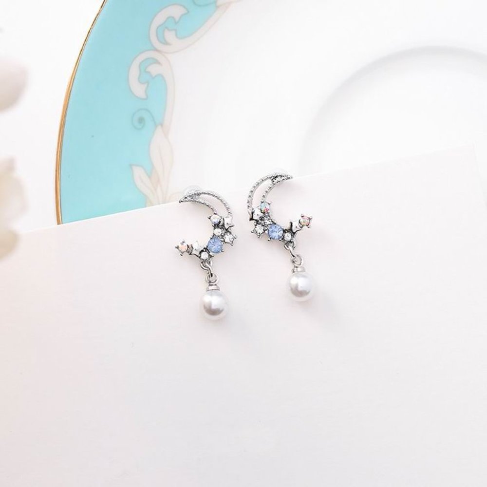 ✨NEW!✨~Blue Twilight Moon~ Stud Earrings!
